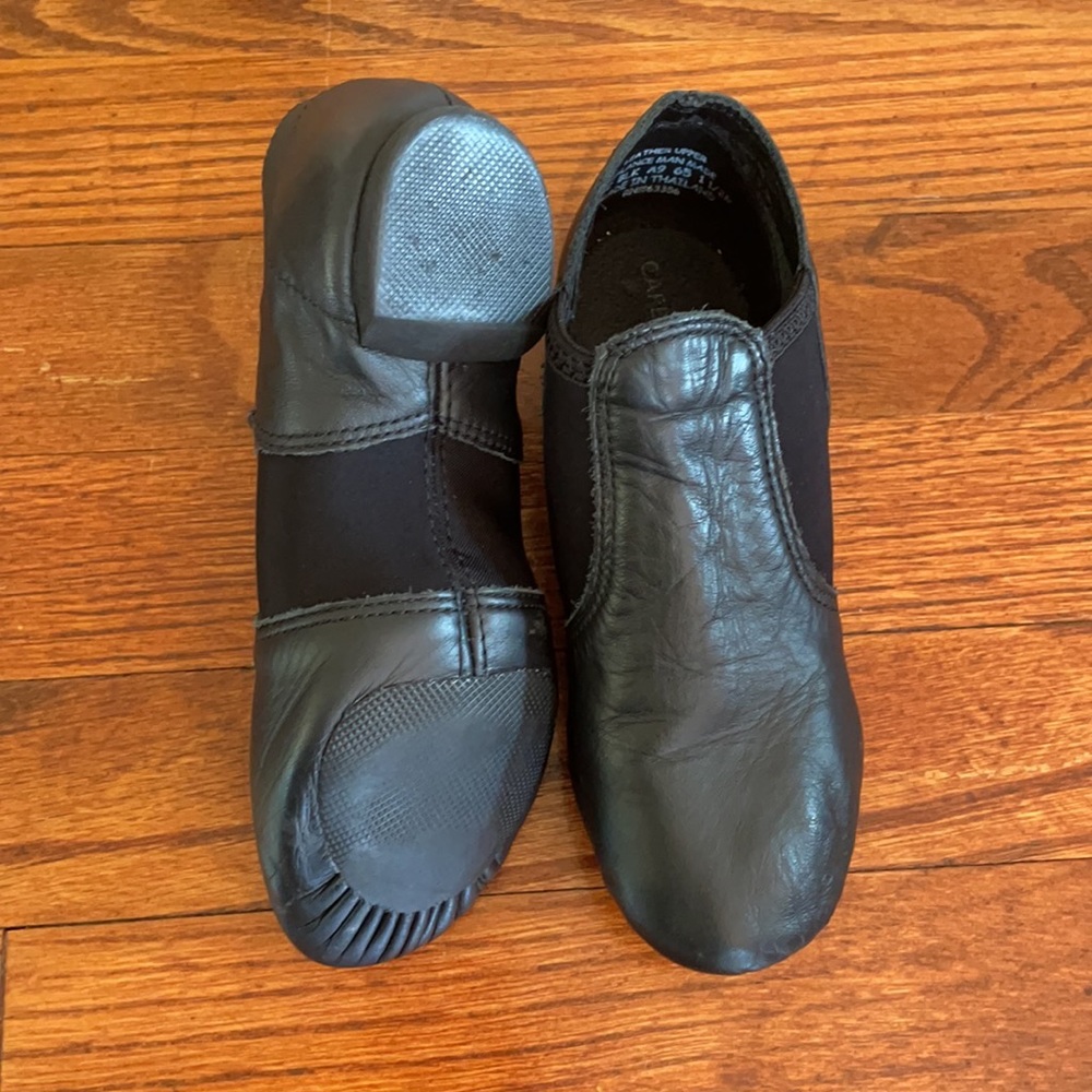 Capezio e-series jazz slip on child